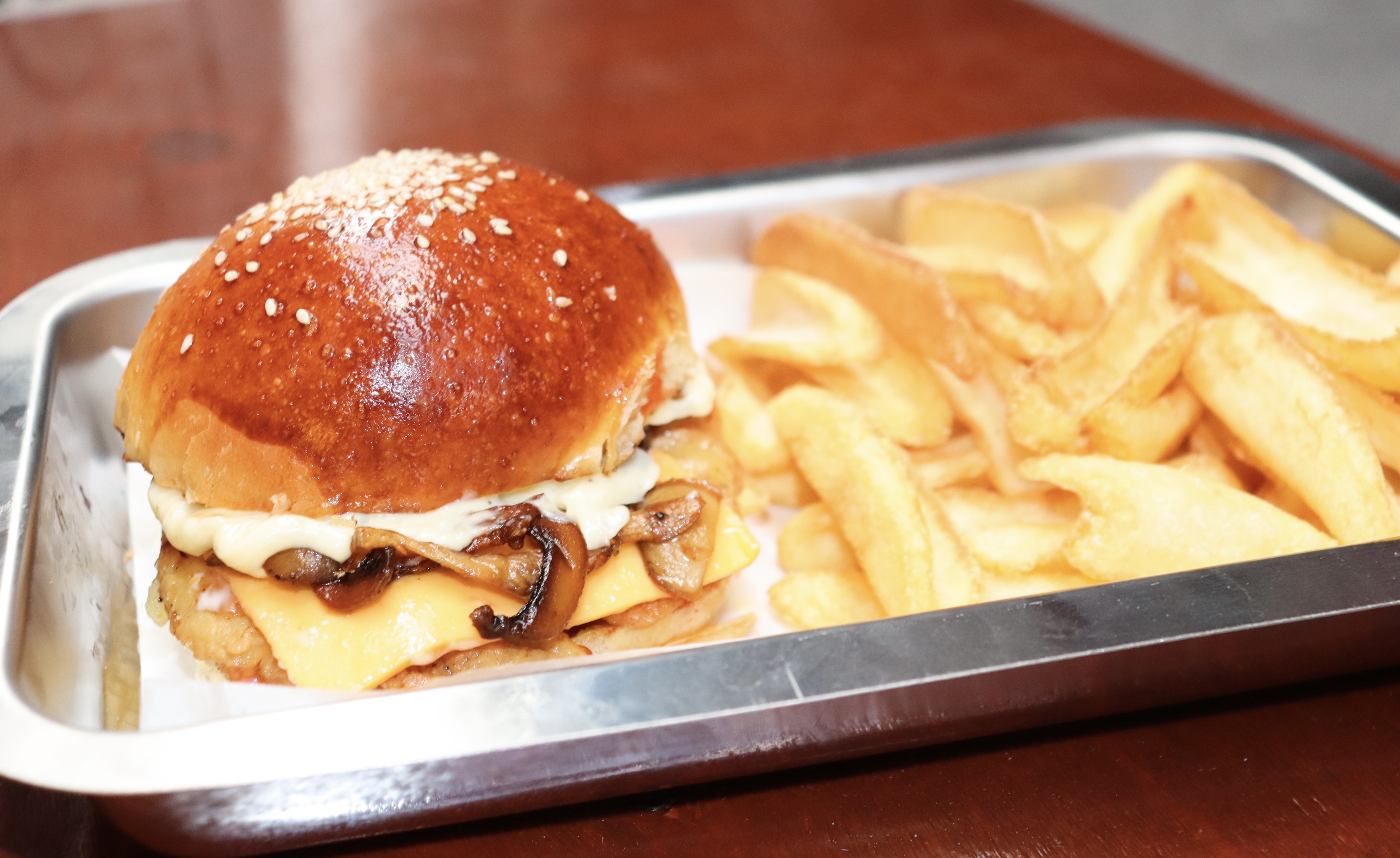 TRÜF BURGER