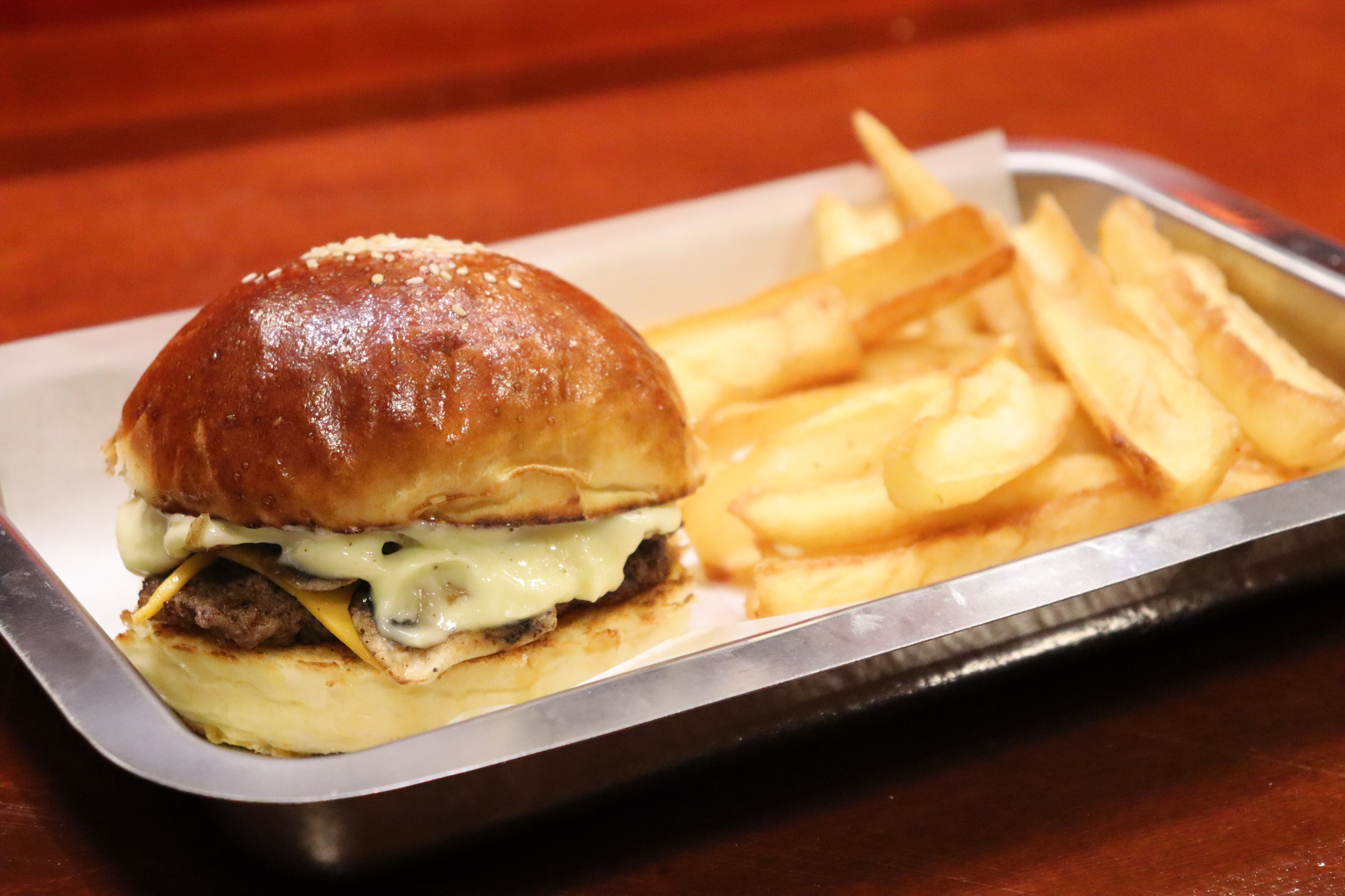TRÜF BURGER